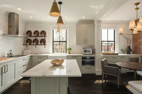$2,650,000 | 108 Chandler Street, Unit PH, Boston, MA 02116