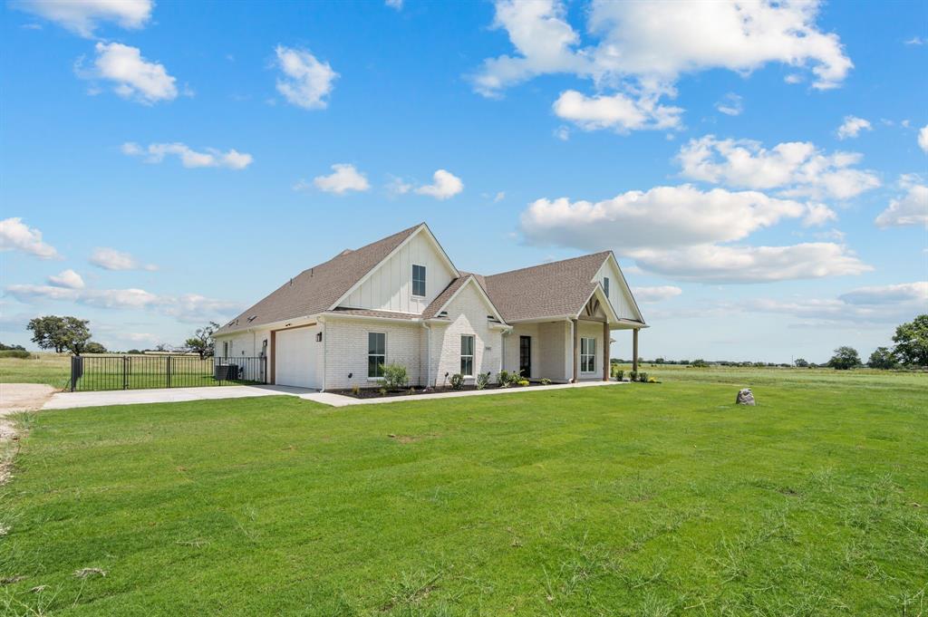 2705 Gospel Road Tolar, TX 76476 - Photo 4 of 36