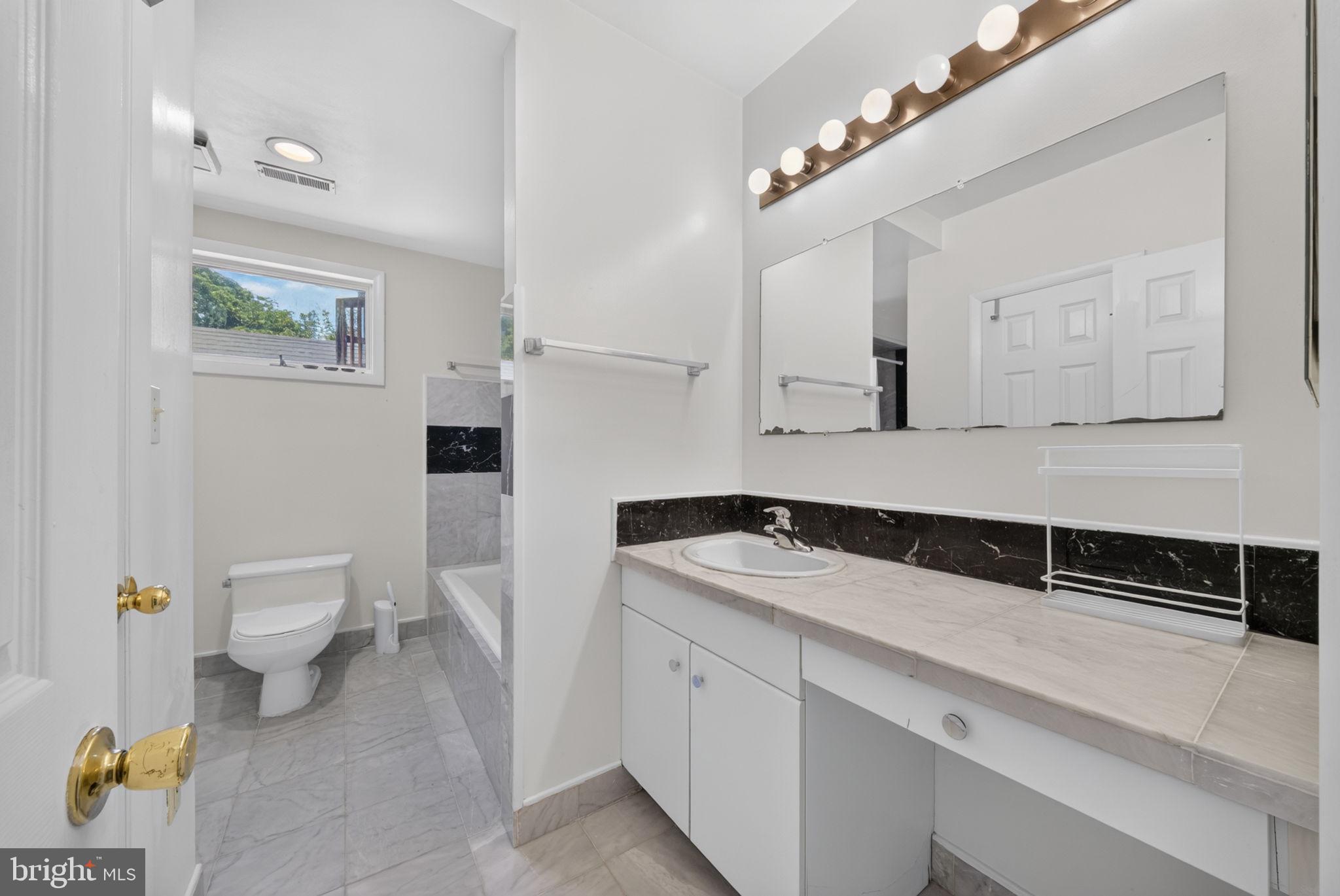2963 Albemarle Street Northwest Washington, DC 20008 - Photo 39 of 45