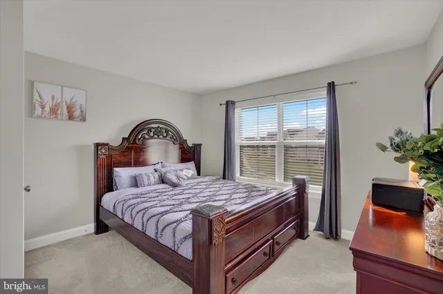 $599,900 | 2072 North Autumn Chase Drive, Mechanicsburg, PA 17055