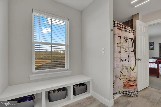 $599,900 | 2072 North Autumn Chase Drive, Mechanicsburg, PA 17055