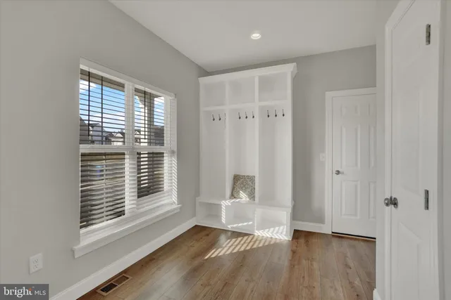 $599,900 | 2072 North Autumn Chase Drive, Mechanicsburg, PA 17055