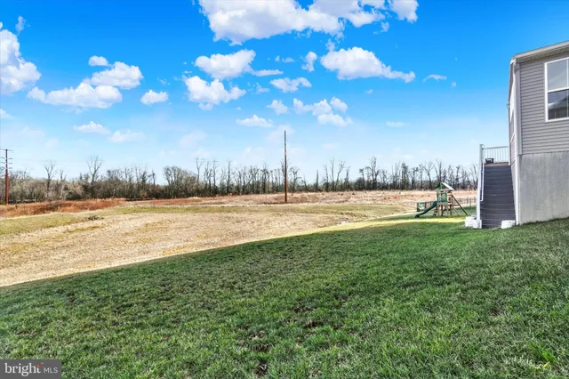 $599,900 | 2072 North Autumn Chase Drive, Mechanicsburg, PA 17055