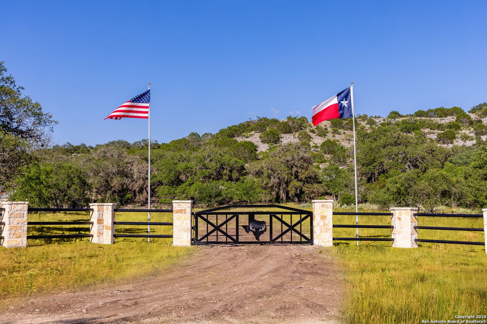 14910 Bullhead Road Barksdale, TX 78880 - Photo 2 of 50 a view of a street with an ocean view