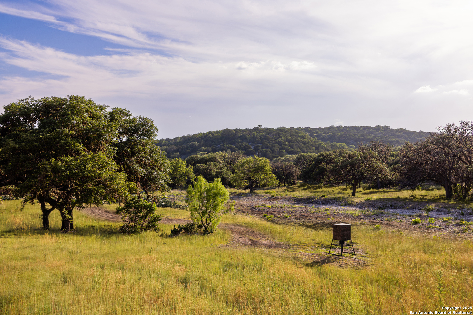 14910 Bullhead Road Barksdale, TX 78880 - Photo 29 of 50 a view of an ocean with mountains in the background