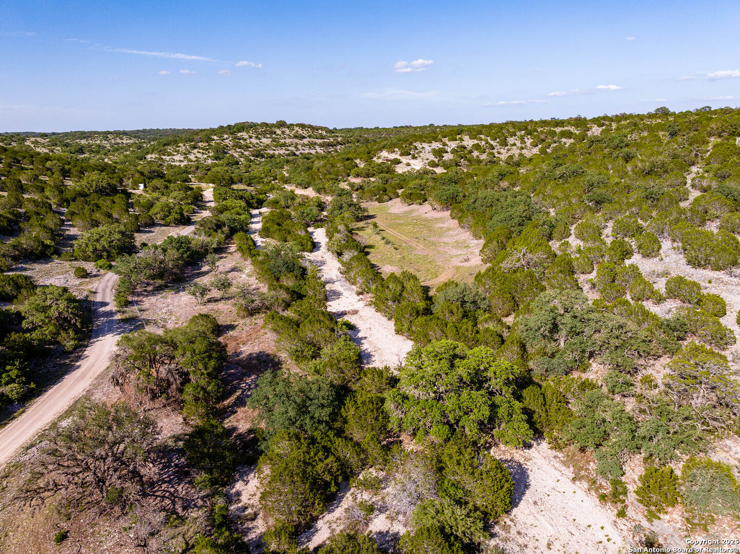 14910 Bullhead Road Barksdale, TX 78880 - Photo 35 of 50 a view of an outdoor space and mountain from oven