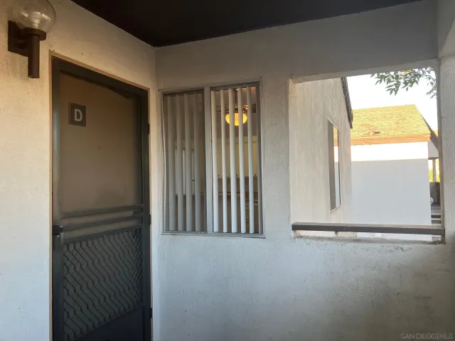 $404,000 | 1361 Caminito Gabaldon, Unit D, San Diego, CA 92108