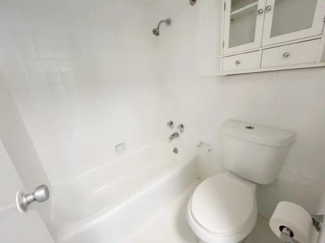 $1,200 | 3415 West End Avenue, Unit 706, Nashville, TN 37203