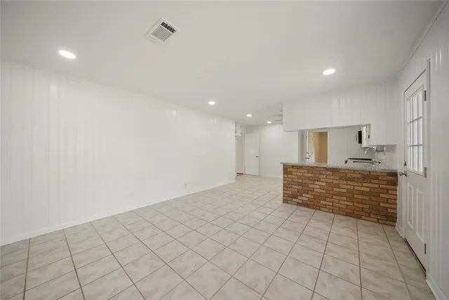 a view of room with window