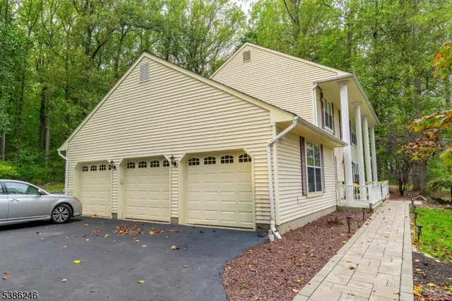 $1,140,000 | 9 Stirrup Way, Princeton, NJ 08540