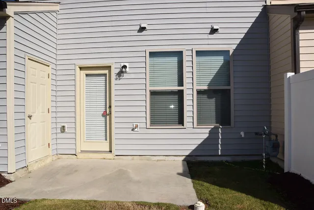 $1,850 | 329 Morgan Brook Way, Rolesville, NC 27571