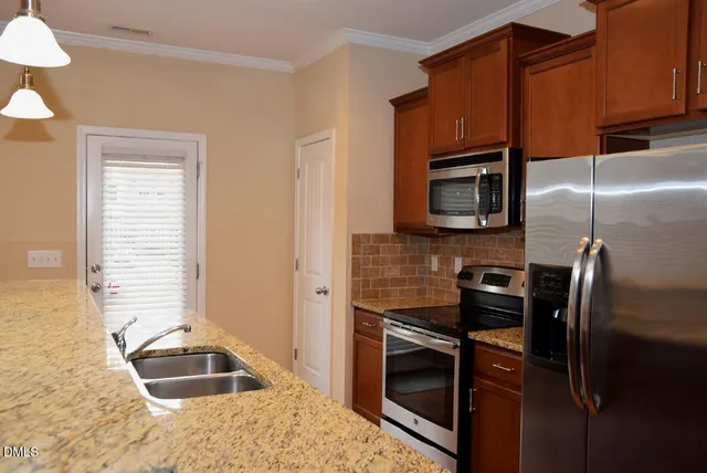 $1,850 | 329 Morgan Brook Way, Rolesville, NC 27571