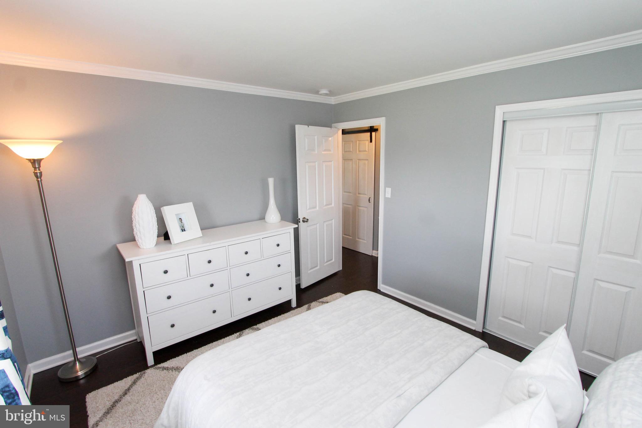 34 Hemlock Road Levittown, PA 19056 - Photo 15 of 41