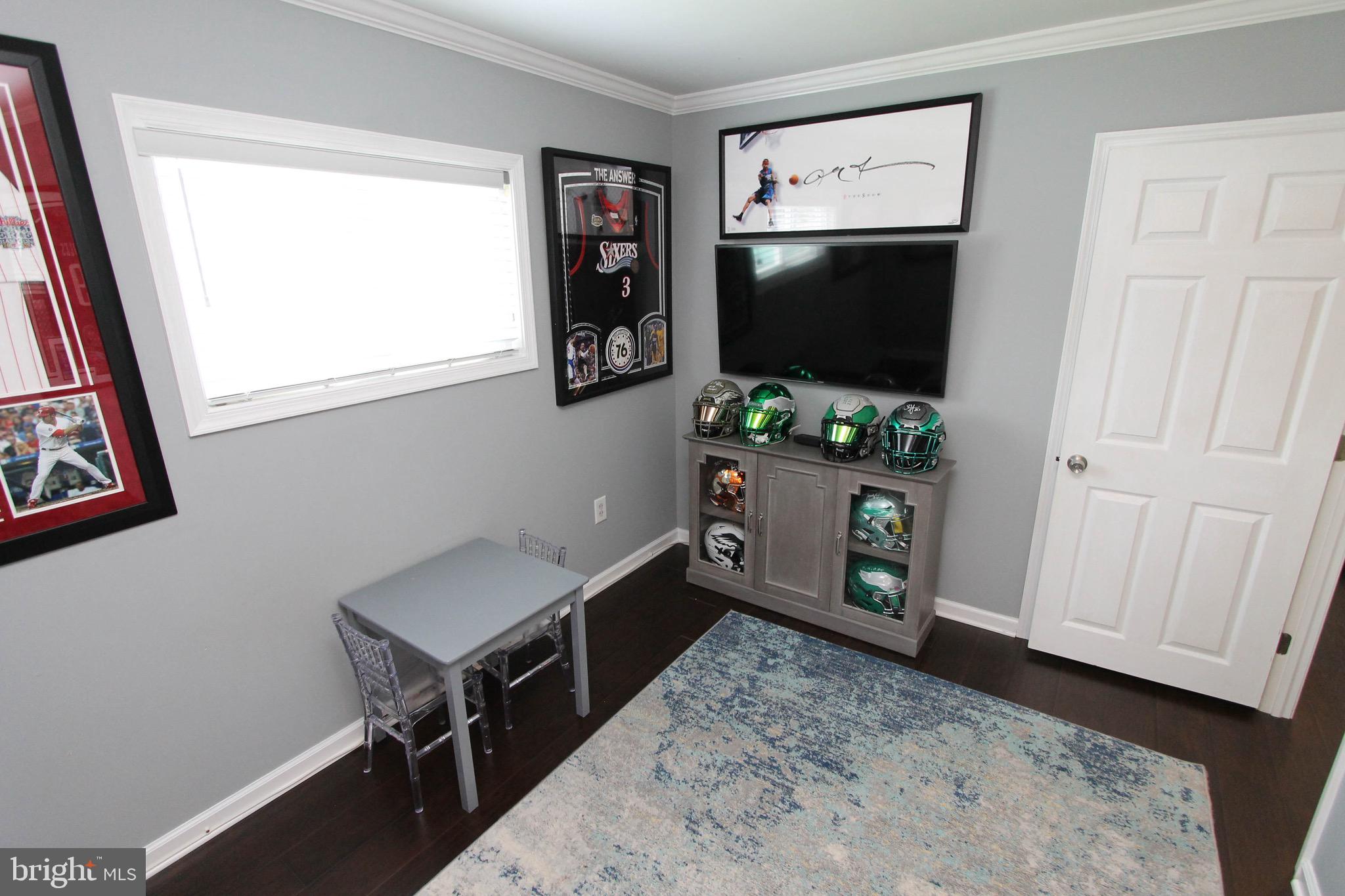 34 Hemlock Road Levittown, PA 19056 - Photo 19 of 41