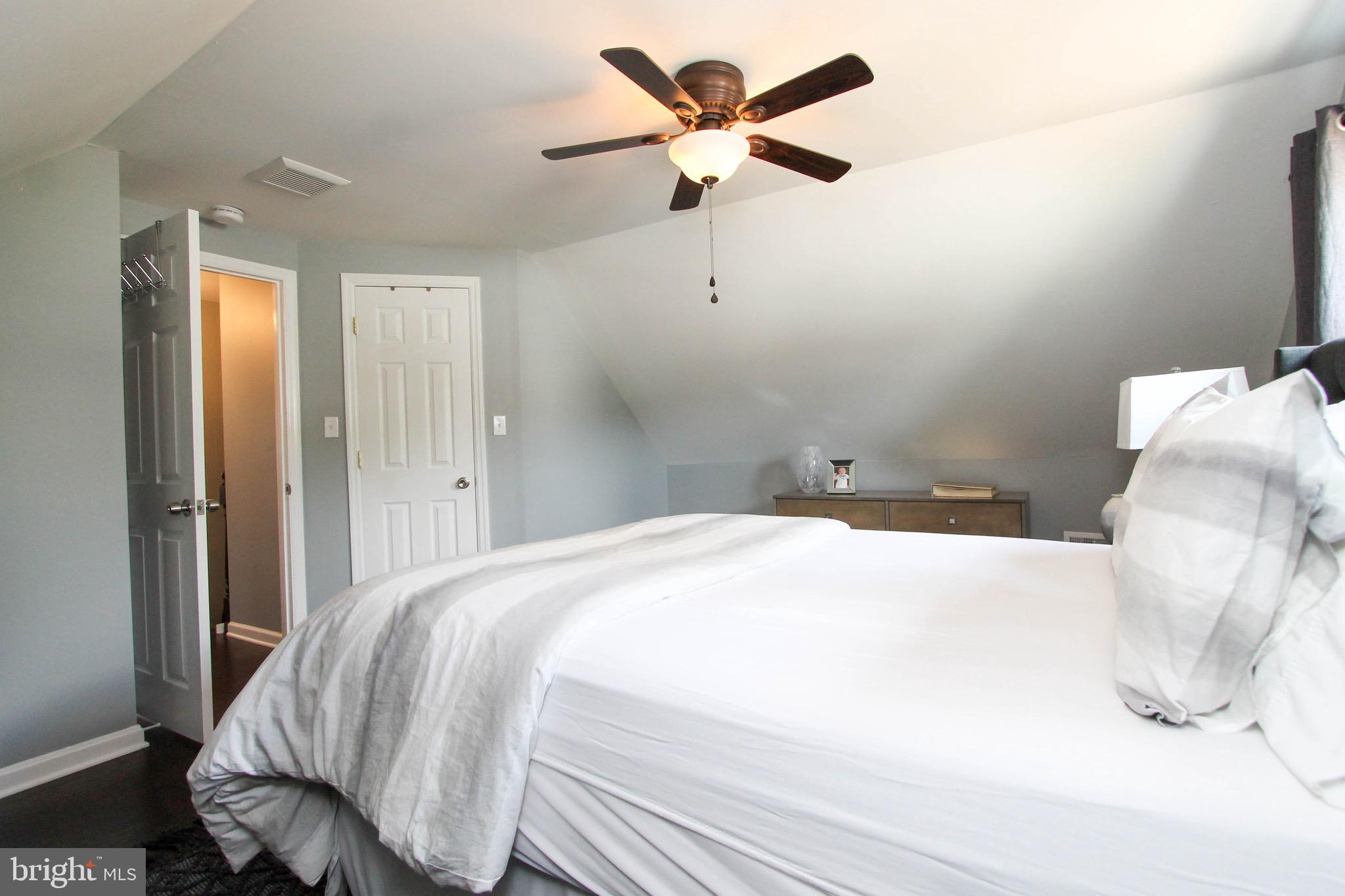 34 Hemlock Road Levittown, PA 19056 - Photo 26 of 41