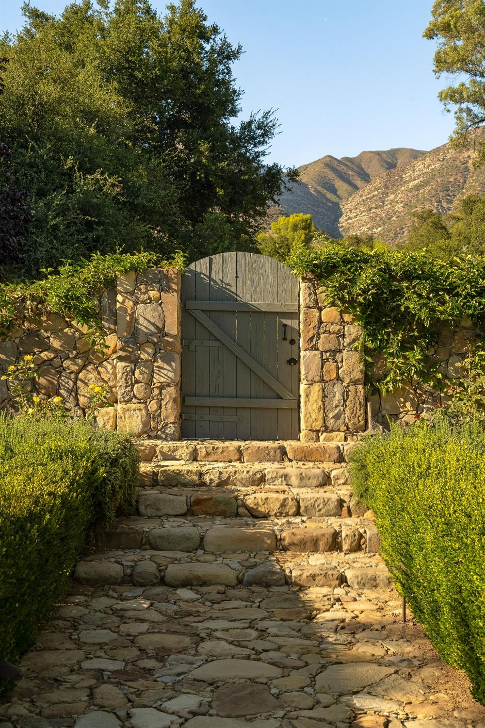 1001 Foothill Road Ojai, CA 93023 - Photo 47 of 50 a view of door