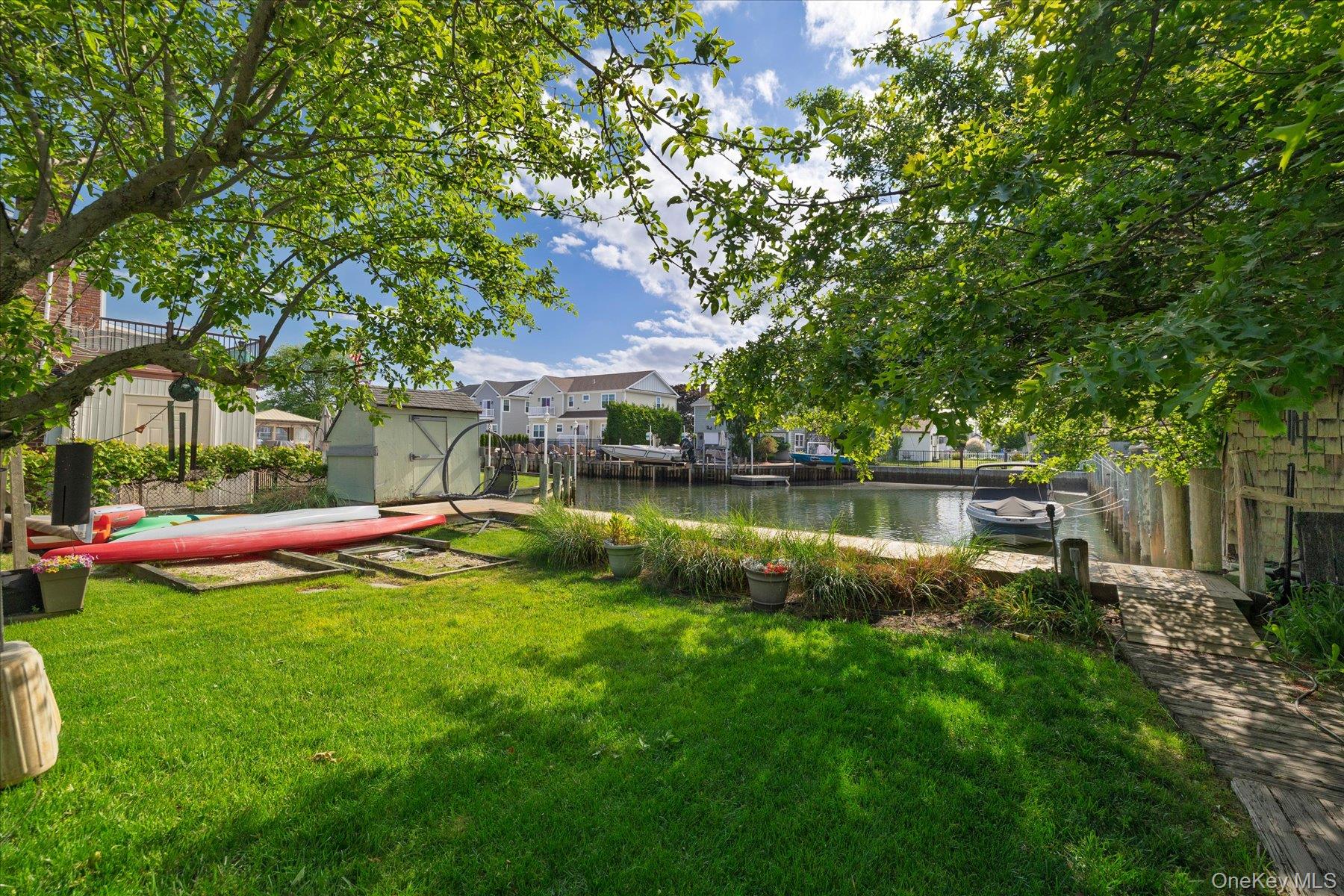 34 Seabreeze Road Massapequa, NY 11758 - Photo 6 of 25