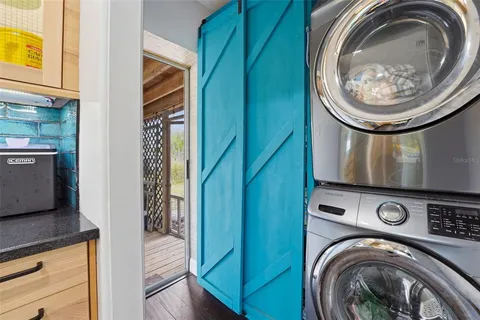 a view of washer and dryer