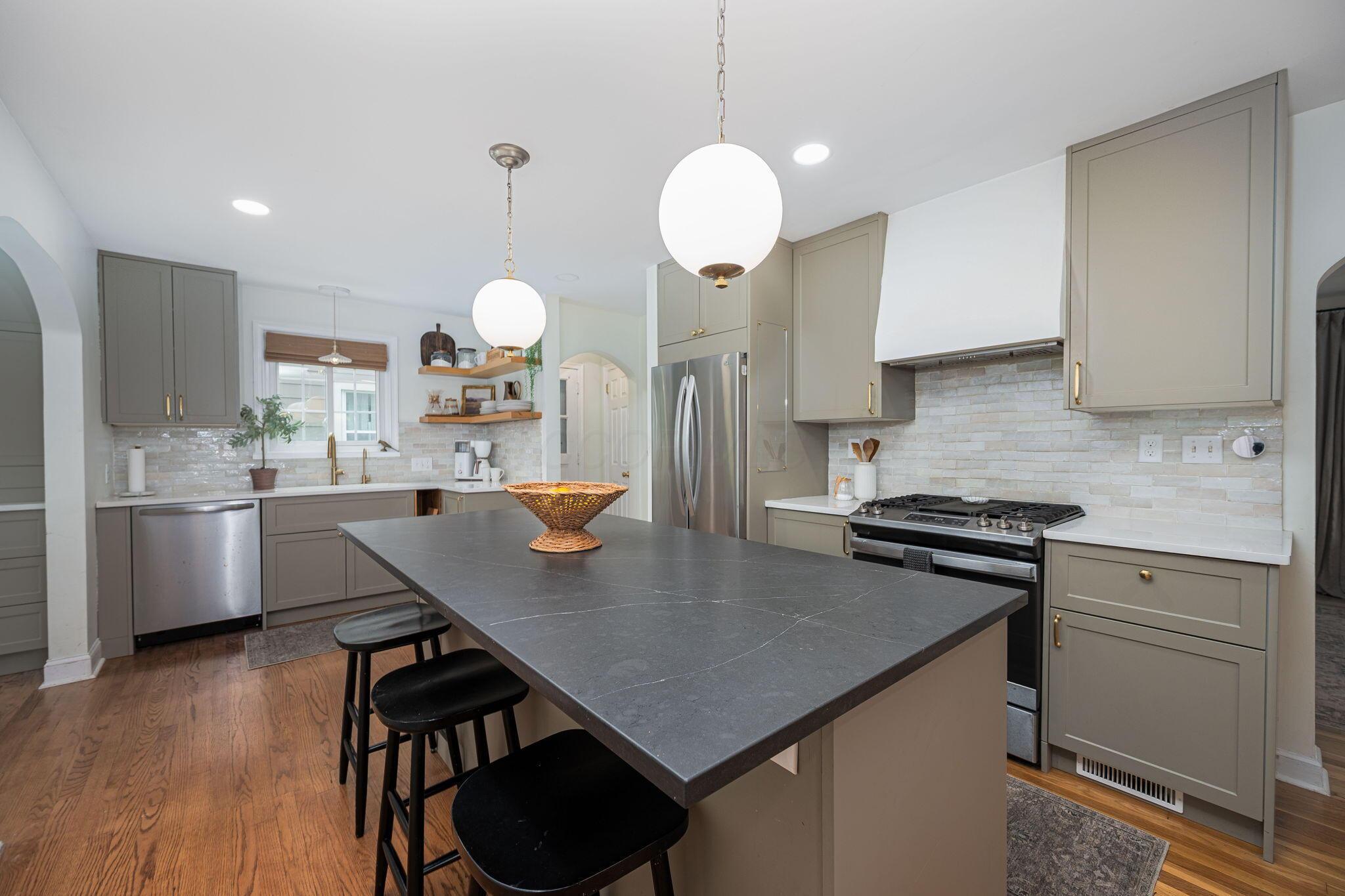 922 South Remington Road Columbus, OH 43209 - Photo 15 of 56 Kitchen