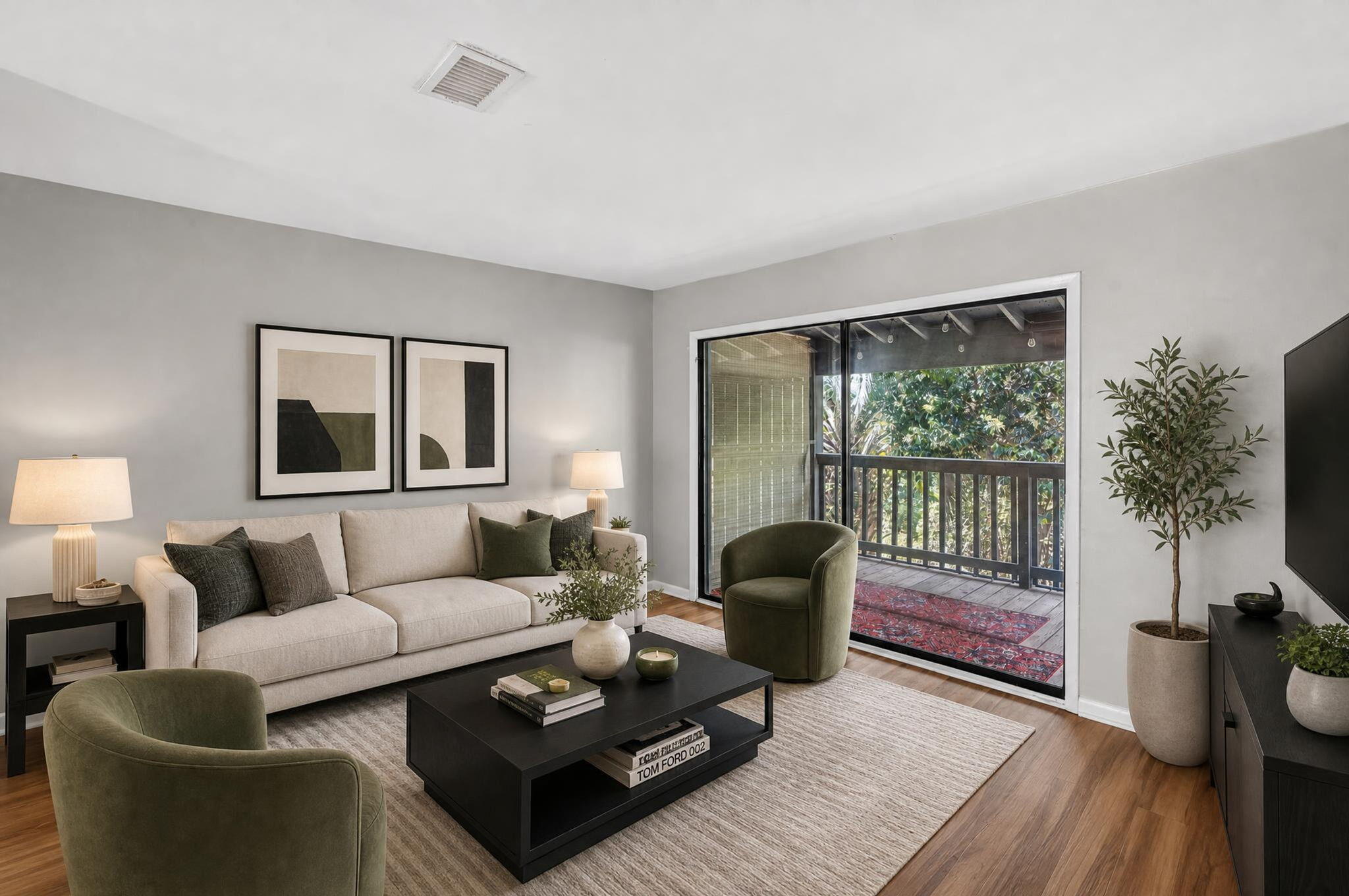 1530 Fort Johnson Road, Unit 1L Charleston, SC 29412 - Photo 1 of 29 Living Room, Virtually staged