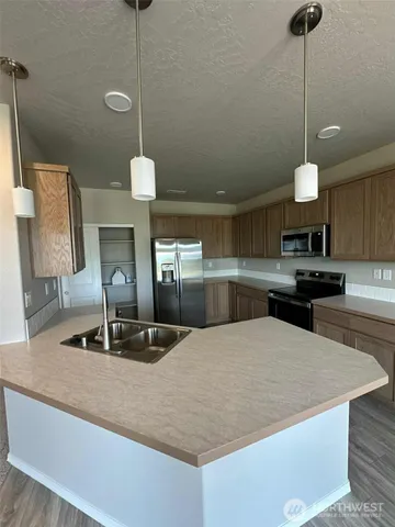 $419,950 | 403 Lambert Court, Grandview, WA 98930