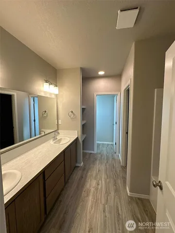 $419,950 | 403 Lambert Court, Grandview, WA 98930