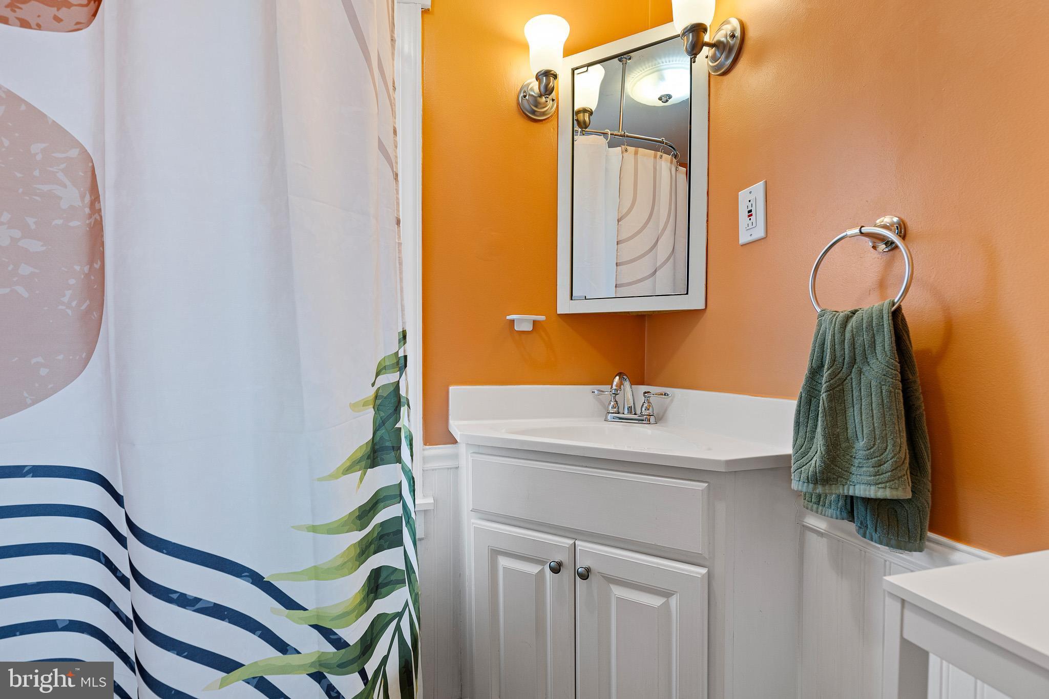 23 West Chelton Road Brookhaven, PA 19015 - Photo 22 of 26