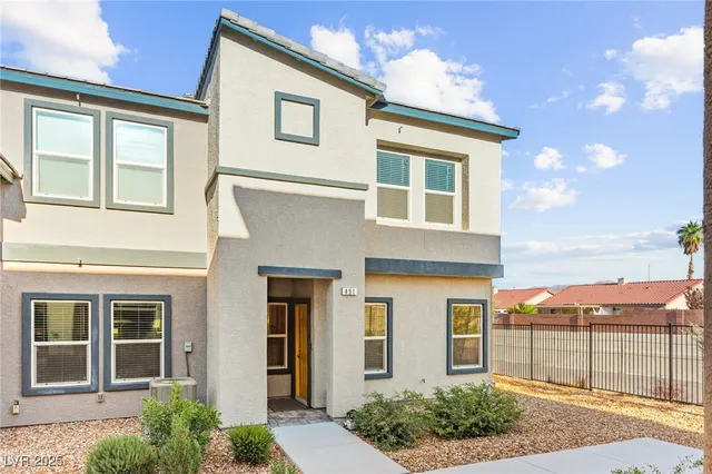 $349,990 | 491 Waterfall Cove, Henderson, NV 89002