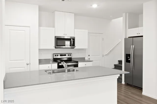 $349,990 | 491 Waterfall Cove, Henderson, NV 89002