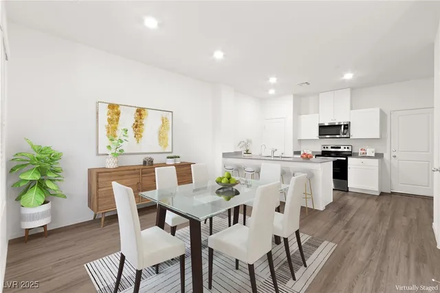 $349,990 | 491 Waterfall Cove, Henderson, NV 89002