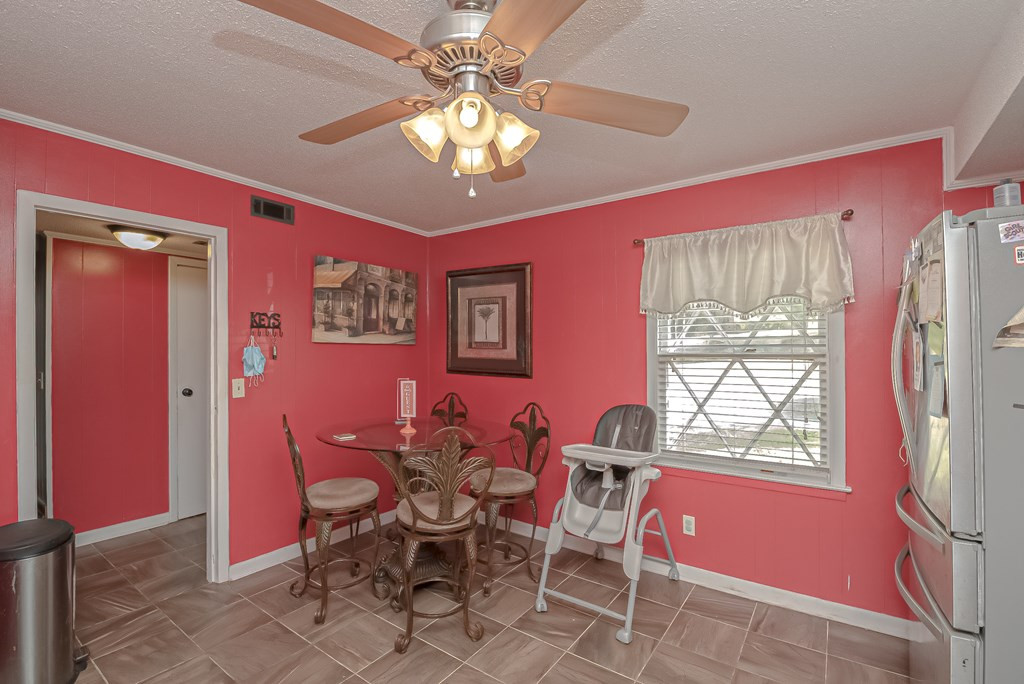 664 Wellington Road Barnwell, SC 29812 - Photo 4 of 14 Gallery Image 4