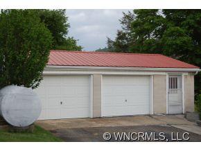 563 Thompson Cove Road Clyde, NC 28721 - Photo 6 of 7