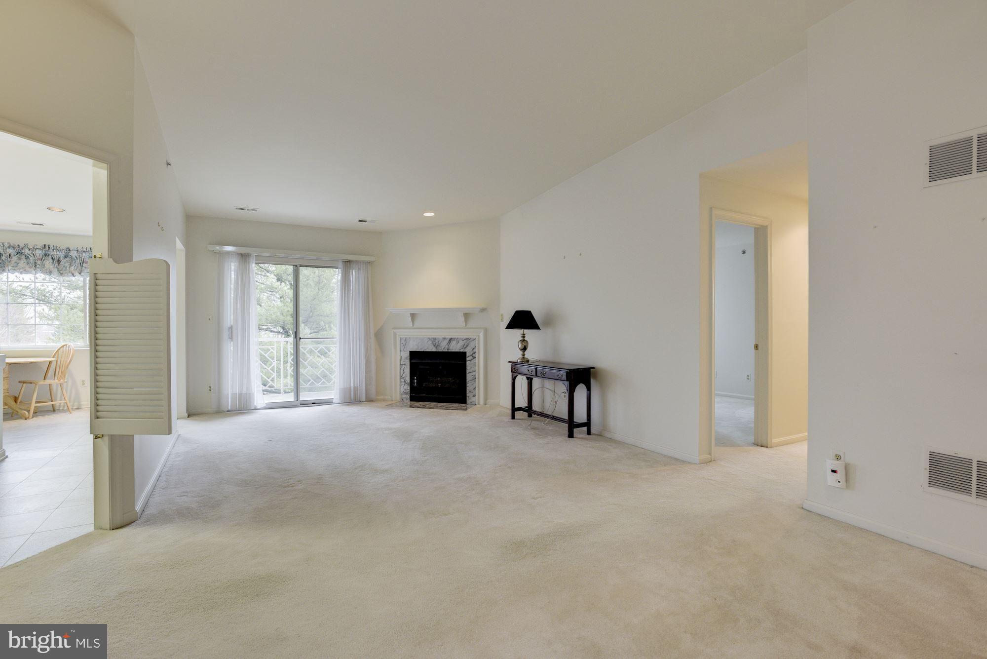 405 Kilree Road, Unit 303 Lutherville-Timonium, MD 21093 - Photo 3 of 23 Living Room/Dining Room