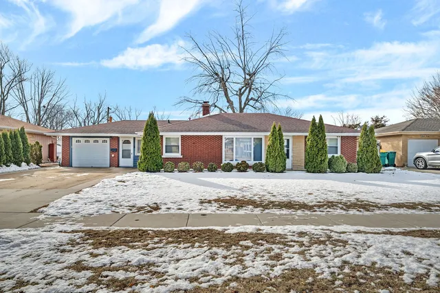 $369,900 | 1616 Mayfield Avenue, Joliet, IL 60435