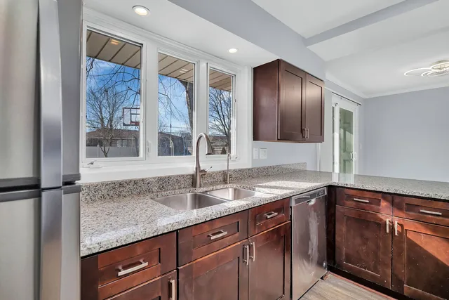 $369,900 | 1616 Mayfield Avenue, Joliet, IL 60435