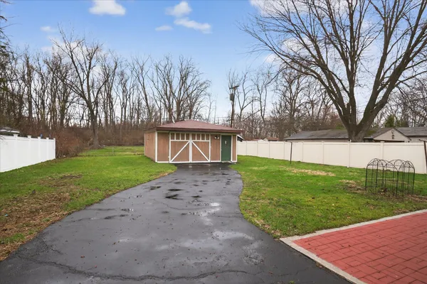 $250,000 | 24432 Kensington Street, Taylor, MI 48180