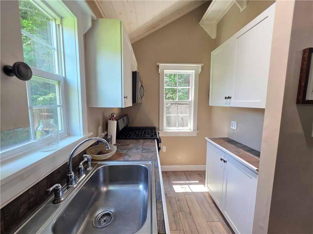 219 Lulu Coon Road Unadilla, NY 13849 - Photo 11 of 40
