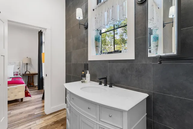 $1,150,000 | 123 Oxbow Lane, Conway, NH 03818