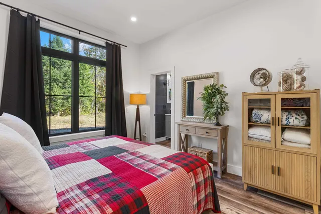 $1,150,000 | 123 Oxbow Lane, Conway, NH 03818