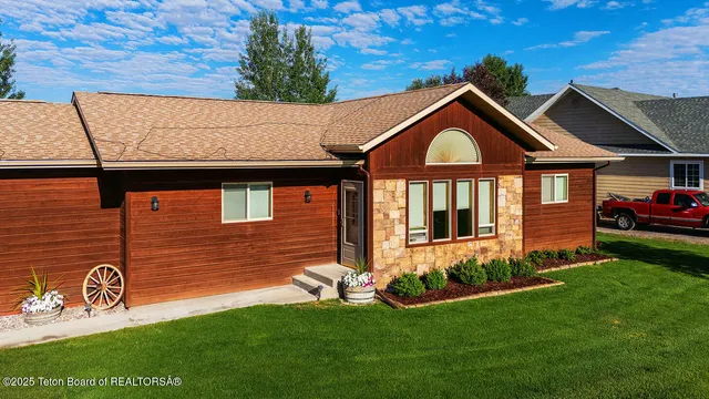 $545,000 | 158 Holly Drive, Star Valley Ranch, WY 83127