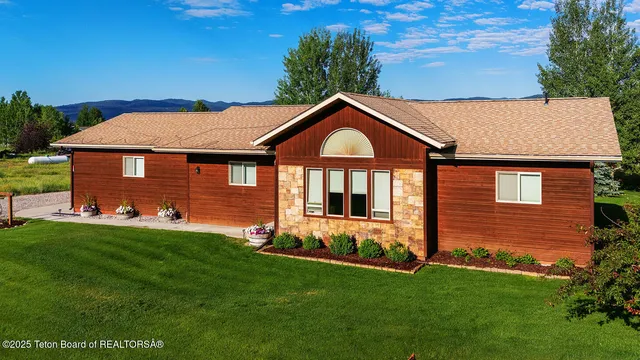 $545,000 | 158 Holly Drive, Star Valley Ranch, WY 83127