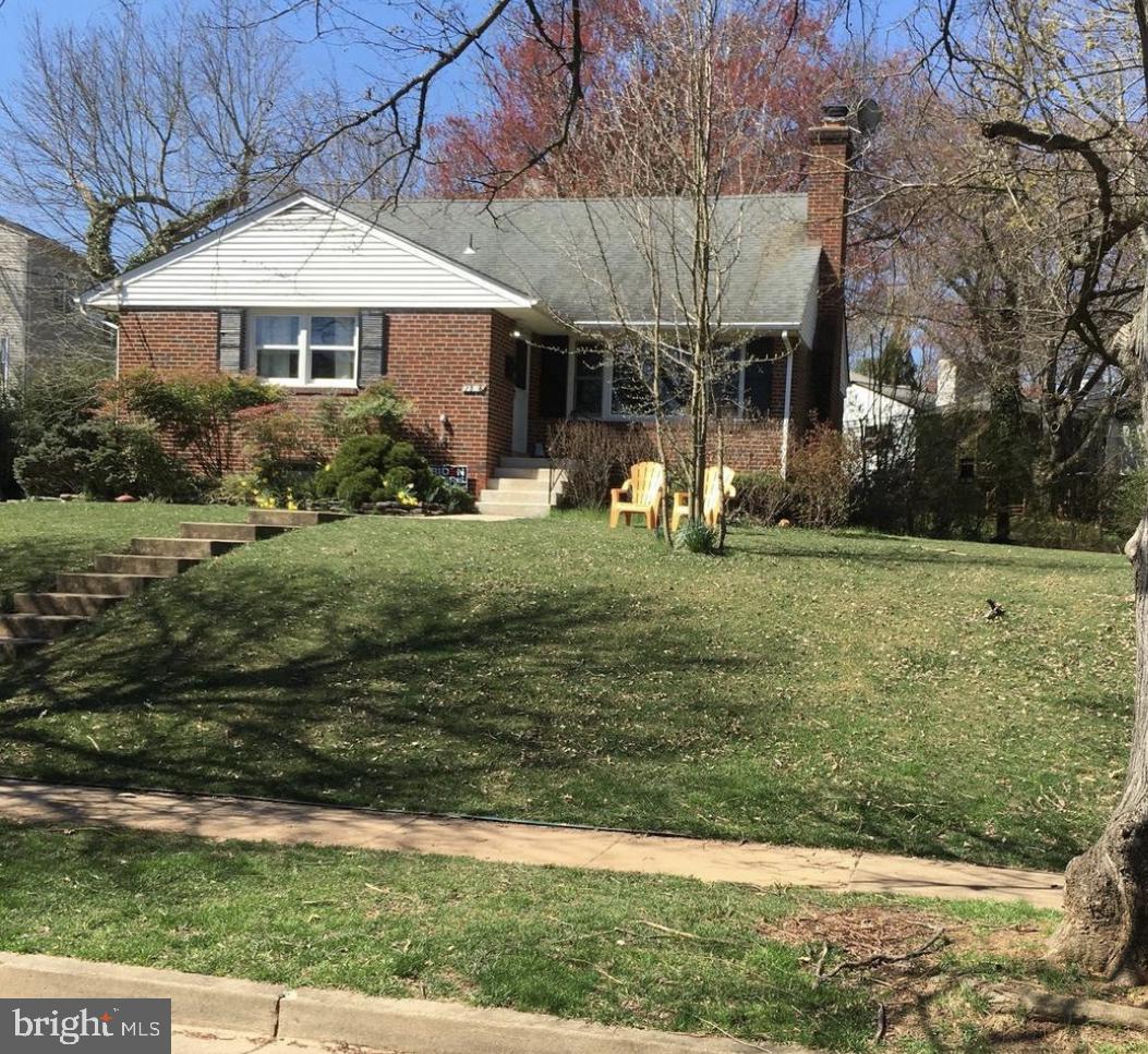 1716 Macon Street McLean, VA 22101 - Photo 11 of 14