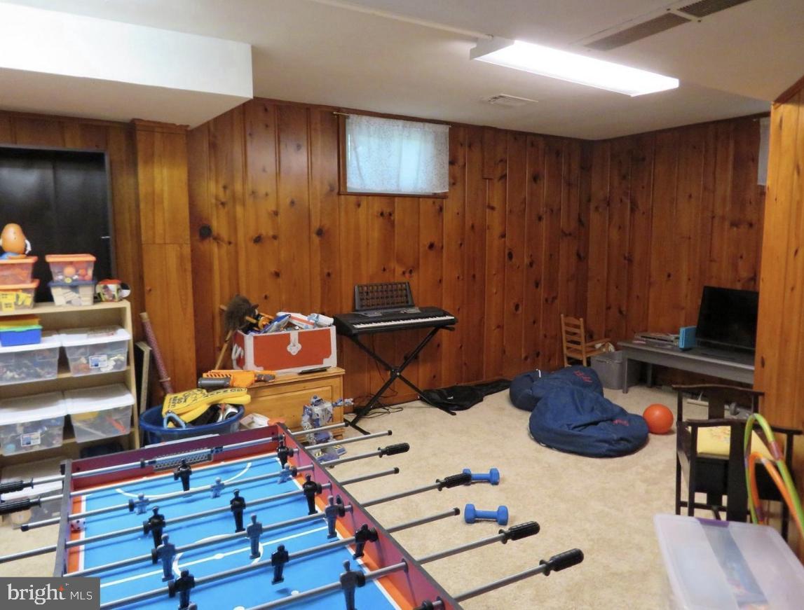 1716 Macon Street McLean, VA 22101 - Photo 2 of 14