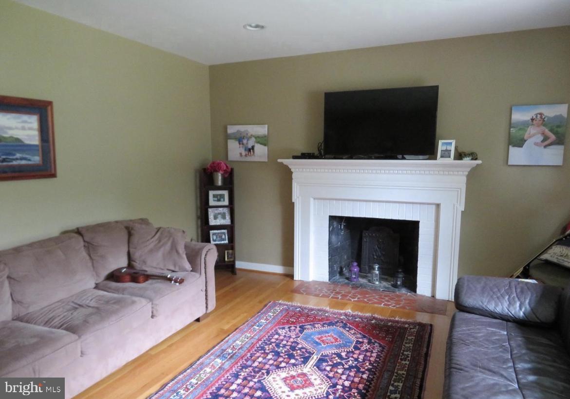 1716 Macon Street McLean, VA 22101 - Photo 10 of 14