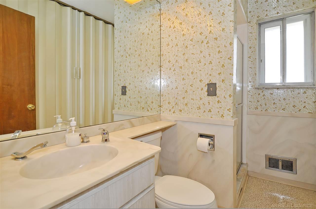 820 Hampton Road Grosse Pointe, MI 48236 - Photo 14 of 29 31355837-13.JPG