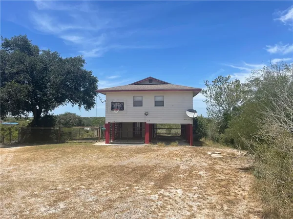 $145,000 | 118 East Lakeview Trail, Sandia, TX 78383