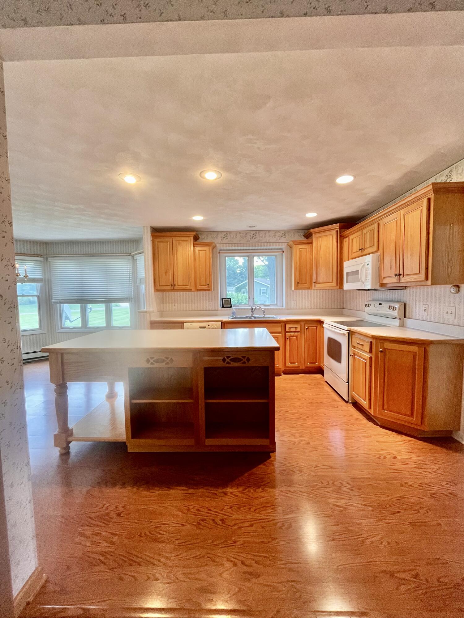 146 Squaw Creek Road Marshall, MI 49068 - Photo 10 of 33 IMG_4426