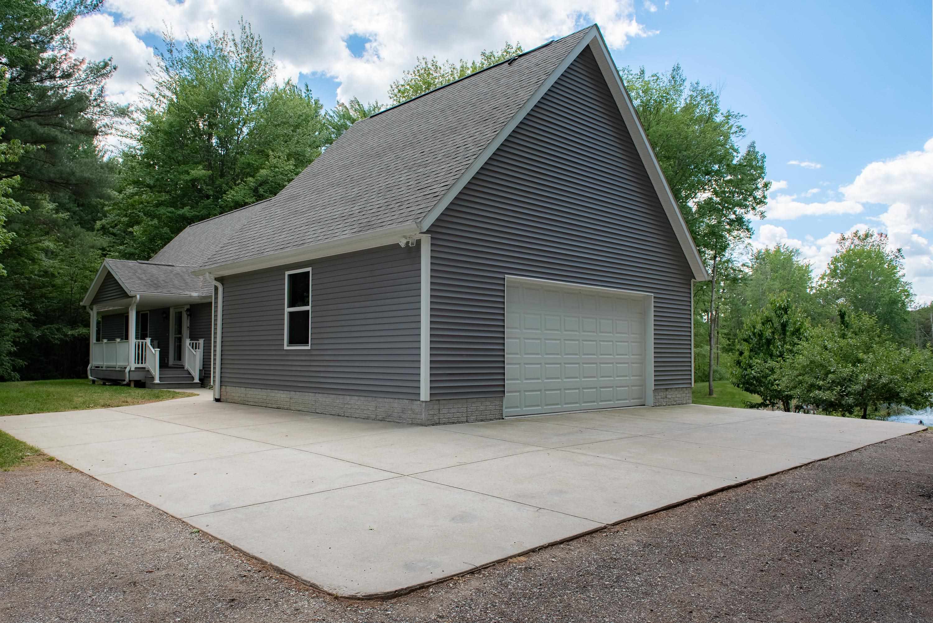 1365 East Shaffer Road Hope, MI 48628 - Photo 11 of 99