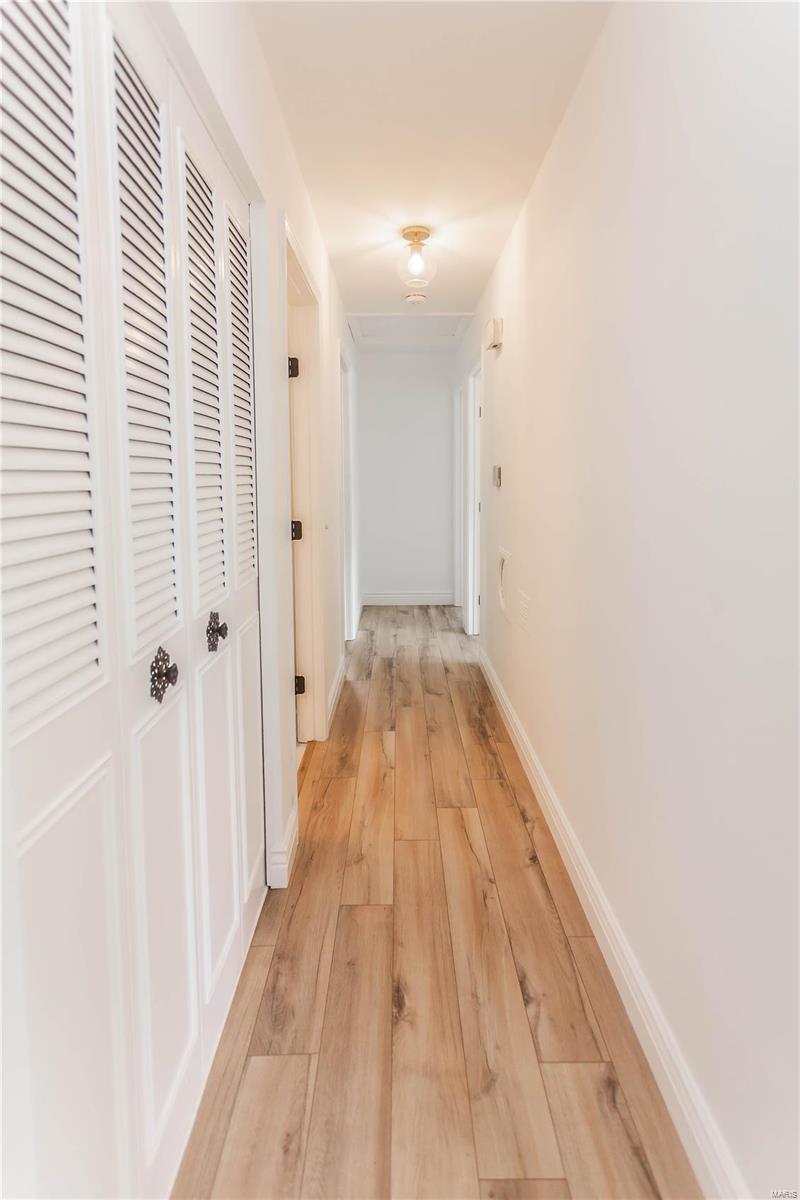 1243 Dougherty Ferry Road St. Louis, MO 63122 - Photo 23 of 48 Gallery Image 23