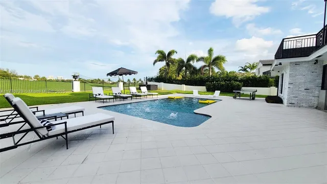 $26,000 | 4312 Northeast 22nd Avenue, Fort Lauderdale, FL 33308